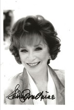 Shirley MacLAINE-" Terms Of Endearment/The Apartment *DOWNTON ABBEY Signed Photo