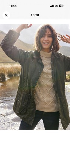 Barbour navy classic beadnell - navy,