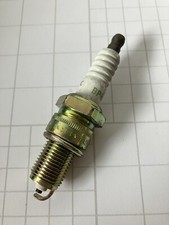 NGK BPR6EY Spark Plug,nos