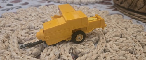 Britains farm new holland - britains,