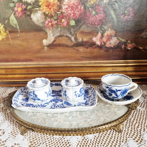 Vintage blue onion style - blue,