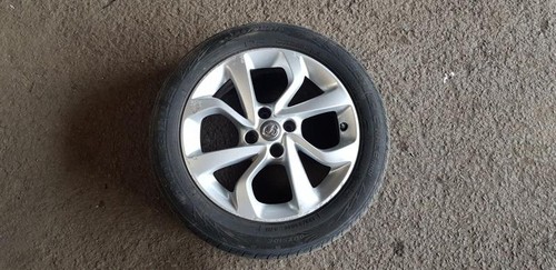 Vauxhall corsa sri stud - e,