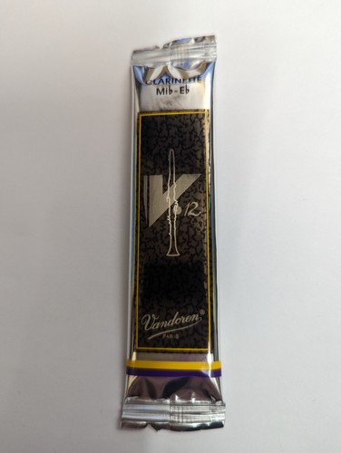 Vandoren v12 clarinet reed - vandoren,