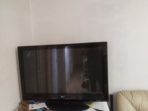 Smart with broken lcd - tv,