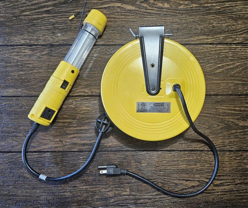Bayco 825 retractable cord - 825,