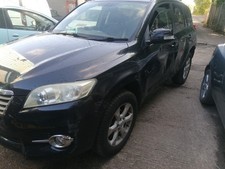 Breaking Toyota RAV4 2.2 D 4WD (06-12) Black (202) SUV For Parts Price For Fuse