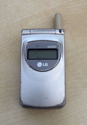 600 flip mobile phone - lg,