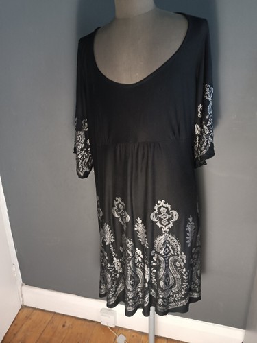 Black and silver - black,