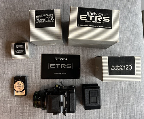 Bronica etrs camera wlf - bronica,