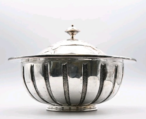 Antique duchess sunderland - duchess,