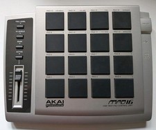 Akai Professional MPD16 - Drum Pad Mini Controller