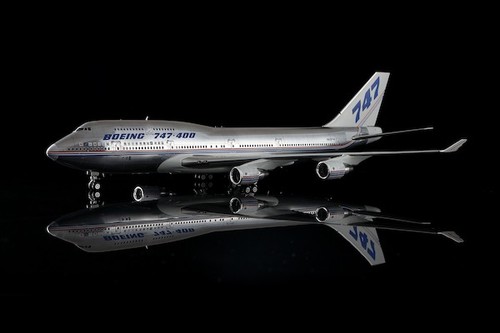Wings l2131 200 boeing - 1:200,