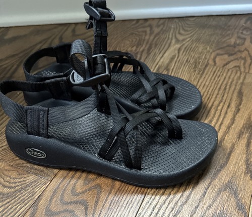 Chaco women shoe 7 - women’s,