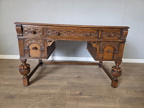Antique carved oak jacobean - antique,