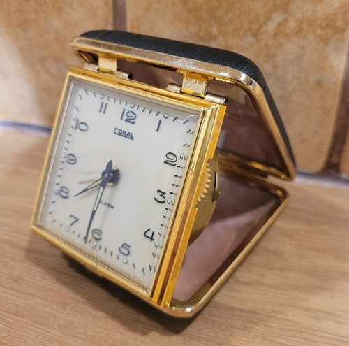 Vintage coral mechanical - coral,