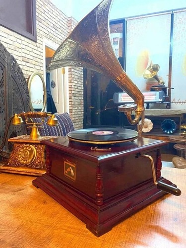 Antique hmv gramophone fully - antique,
