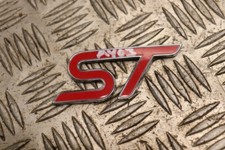 FORD FIESTA MK7 ST180 BADGE LOGO LETTERS 2013-2017 AY63