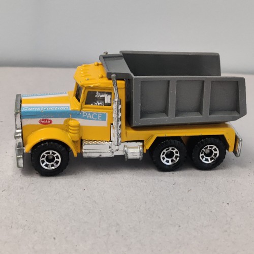 Vintage 1981 matchbox - 1981,
