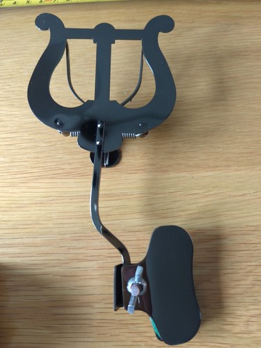 Marching lyre clip - marching,