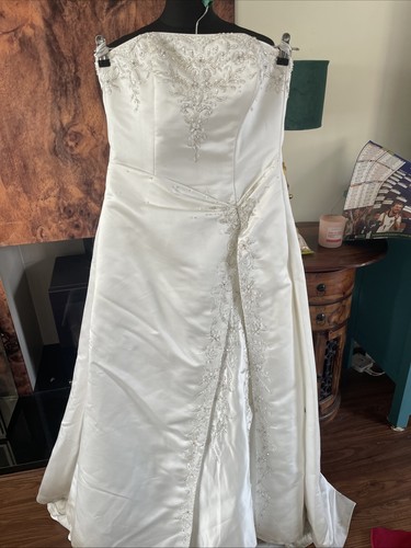 Alfred angelo stunning wedding - alfred,