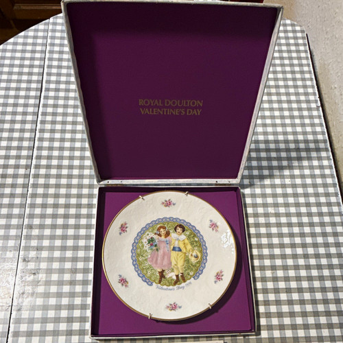 Royal doulton 1976 - doulton,