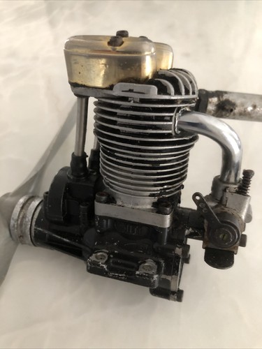 Saito model engine - fa,