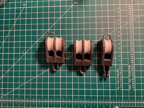 Barton dinghy blocks
