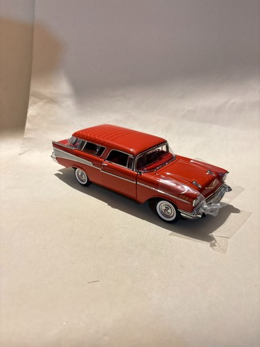 Danbury mint 1957 - mint,