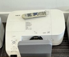 NEC U310W Ultra Short Throw