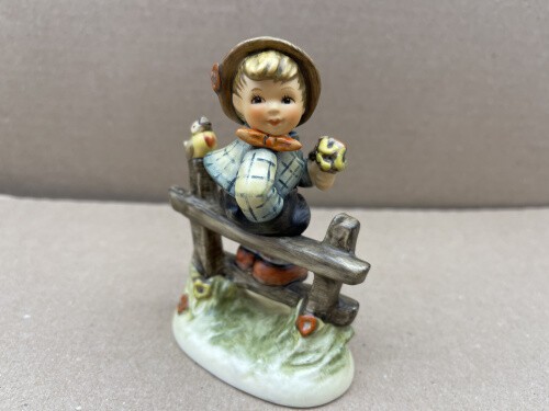 Hummel figurine 427 - 427, where