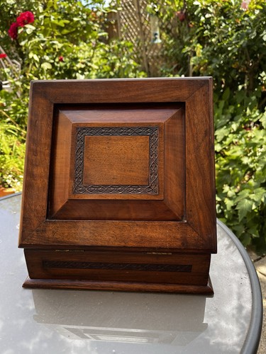 Antique wooden english - english, writing