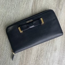 Authentic PRADA Milano Leather Bow Ribbon Zipped Wallet Black Red And Gold
