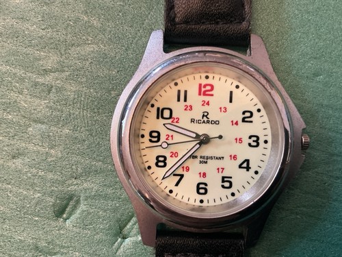 Ricardo military style field - style,