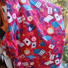 LUCY LOCKET LOVES CASUAL