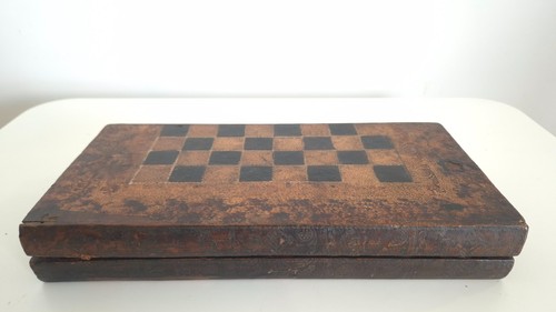 Antique british leather chess - antique,