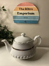 Lovely Vintage Grindley White And Gold Teapot