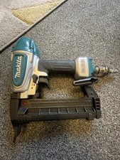 Makita AT638A