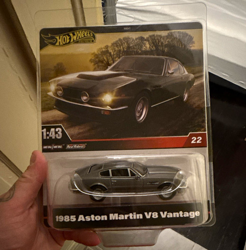 Hot wheels premium 1985 - hot, 1:43