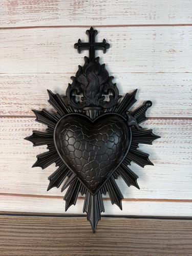 Black sacred heart wall - heart,