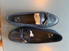 Moda in Pelle blue leather  shoes new size 6