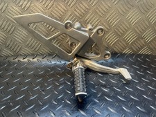 Kawasaki ZX6R F R/H Front Footrest Hanger Lever & Foot Peg ZX6 Zx 600 95 96 97