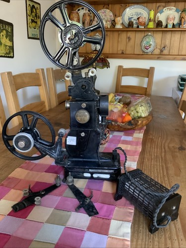 Vintage 1920s pathe baby - 1920s,