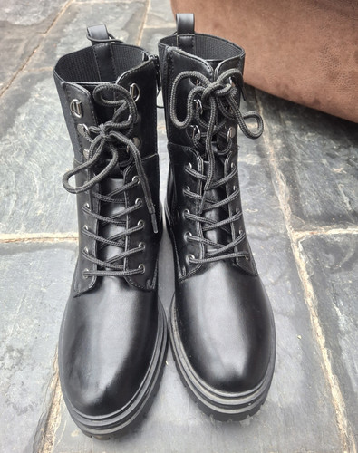 Black combat ankle boots - f&f,