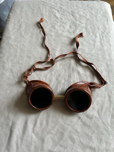 Vintage ww2 era - ww2, bakelite