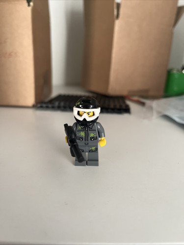 Lego collectible minifigure - lego,