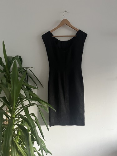 Stunning untold black - stunning,