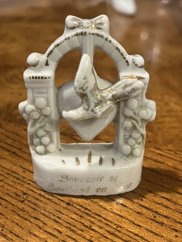 Antique souvenir victorian - antique,