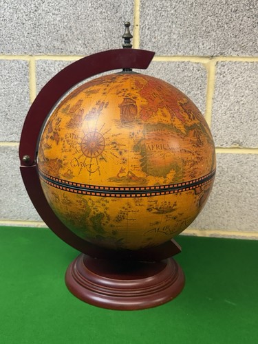 Vintage tabletop globe drinks - vintage,
