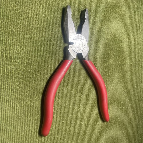 Elliott lucas pw2162 red - pw2162-6”,