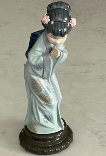 Lladro 4989 sayonara bowing - lladro,
